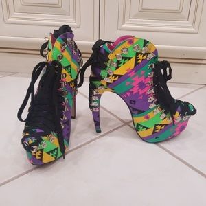 Red Kiss Aztec design lace-up booties